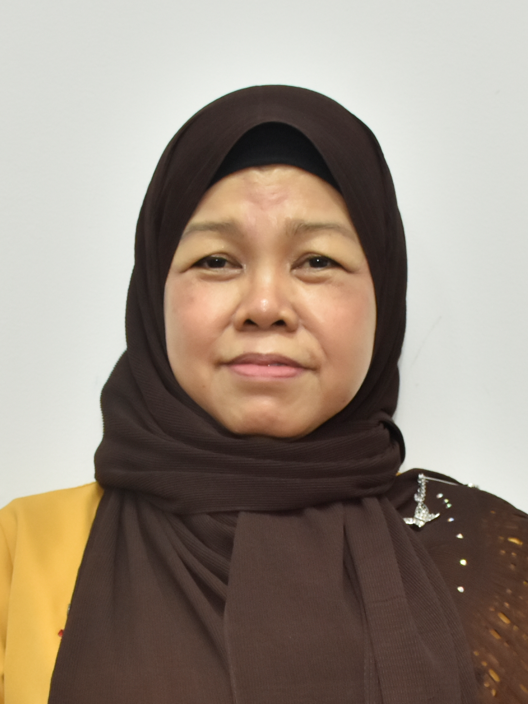 Alizah Arif