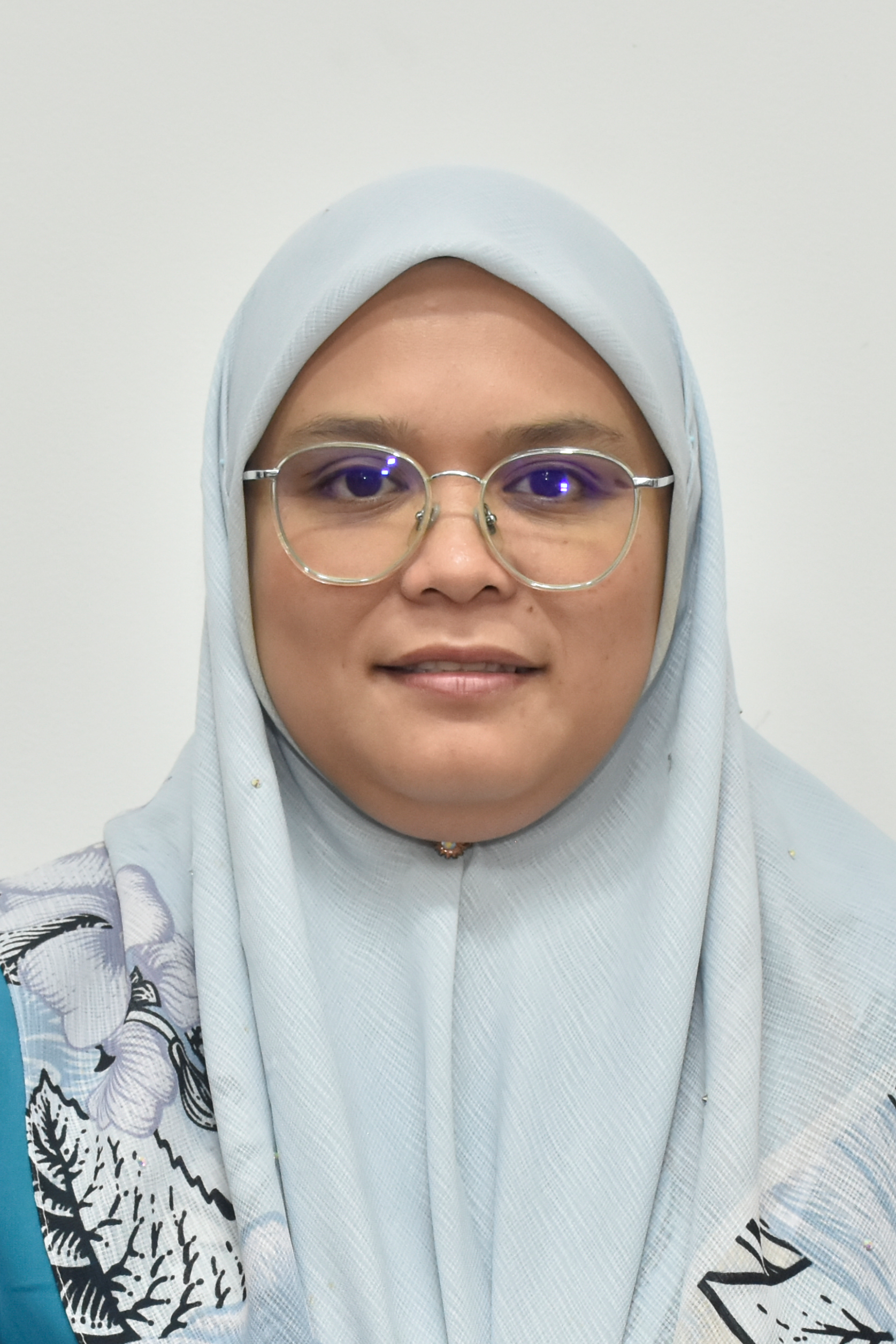Queen Noor Abdul Rahman